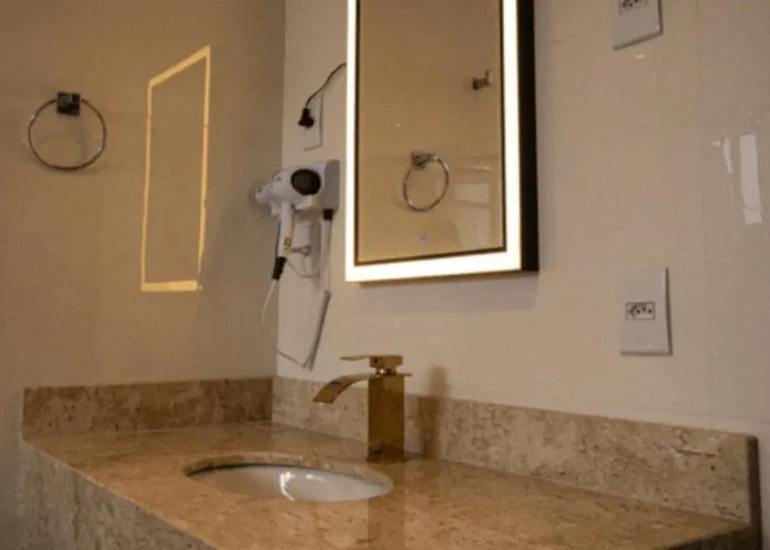 Hotel 2 Irmãos